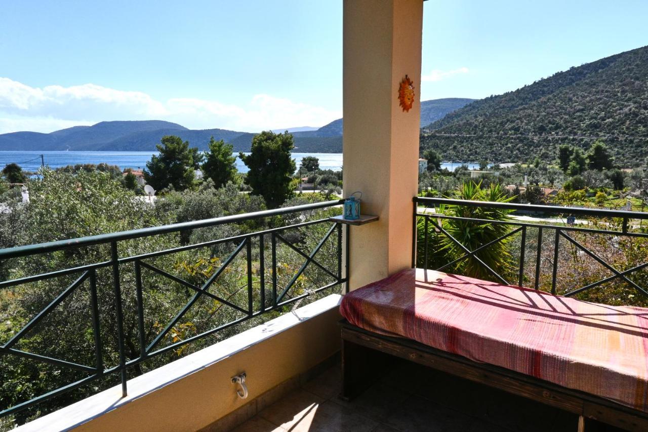 Pavlos' Cottage With Beach View Korfos Ngoại thất bức ảnh