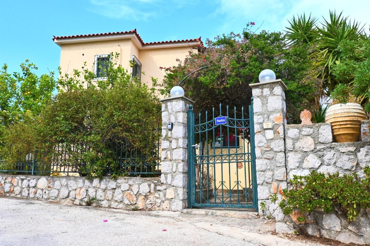 Pavlos' Cottage With Beach View Korfos Ngoại thất bức ảnh