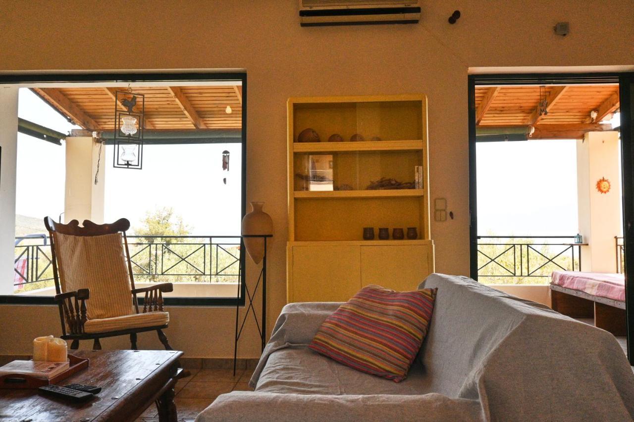Pavlos' Cottage With Beach View Korfos Ngoại thất bức ảnh